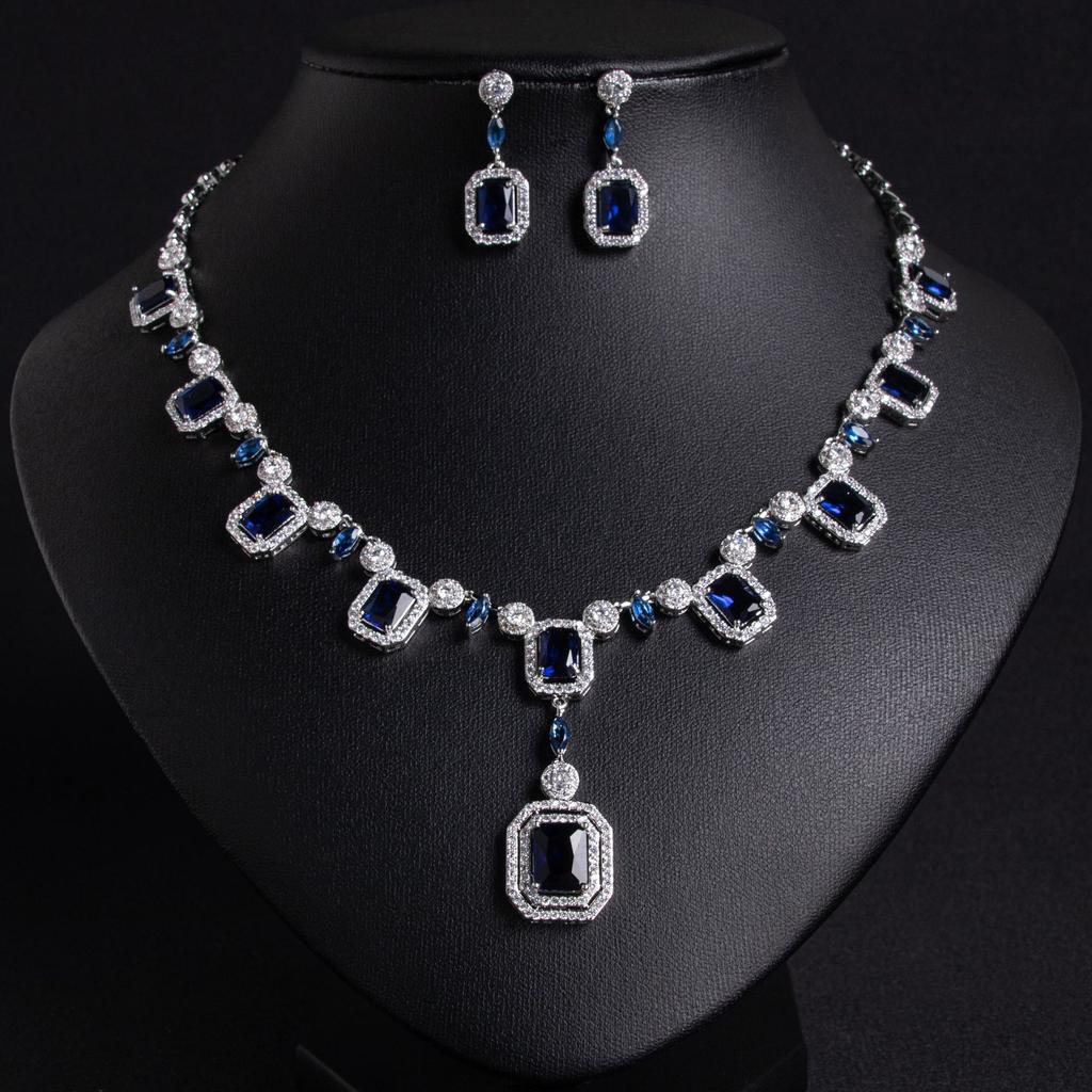 Women's Light Luxury Design Geometric Square Necklace Earring Set Fashionable And Versatile Niche Design Sense Set
