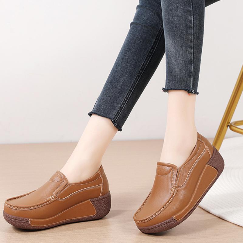 Fashion Women Platform Shoes PU Leather Wedge Heels Waterproof Loafers Non-slip Casual Walking Shoes Slip-on Mother Shoes