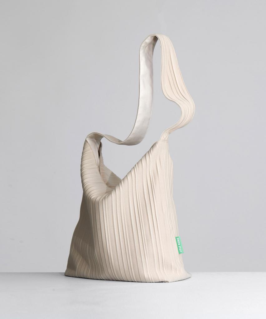 Green Stuff Simple Shopper Bag 62 Random Pleats - Beige