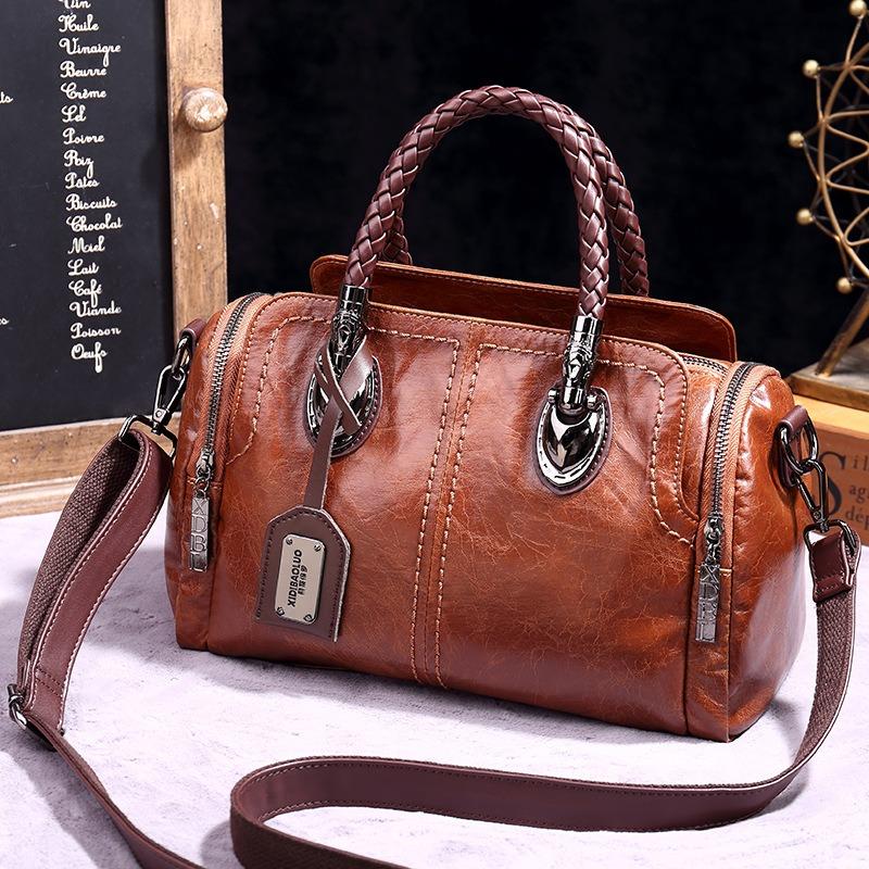 

2024 Осень Зима Новые Ретро Европейские и Американские Женские Сумки Модные Тканые Ручки Дамская Сумка-мессенджер Большой Вместимости Многослойные Бостонские Сумки коричневый