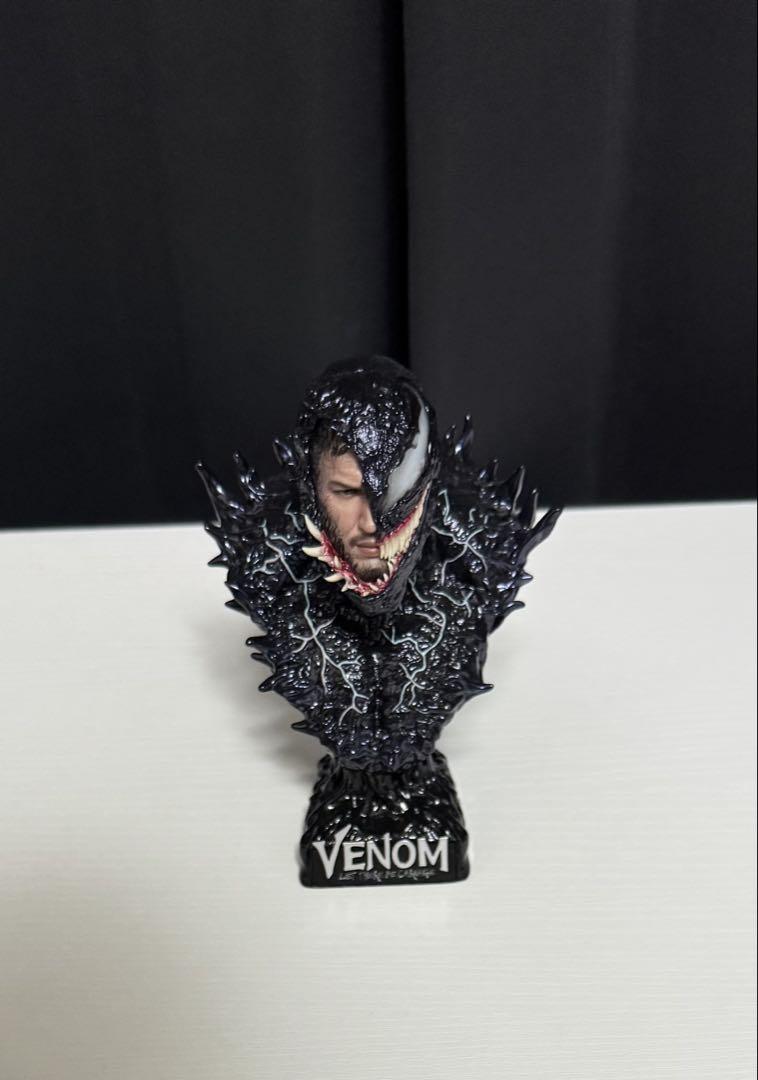 

[USED] Hot Toys Venom Carnage Bonus Accessory