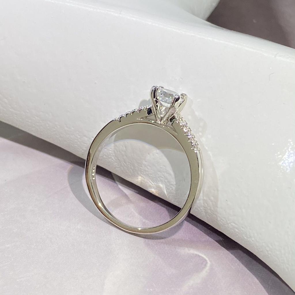 European and American Jewelry Hand-dressing Small Four Claw Zircon Ring Diamond Set Ring