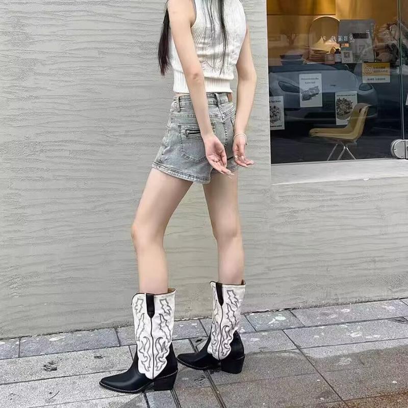 Women's Western Cowboy Boots Embroidered Slimming Mid-Calf Pointed Toe Patchwork Rubber Sole Winter Boots