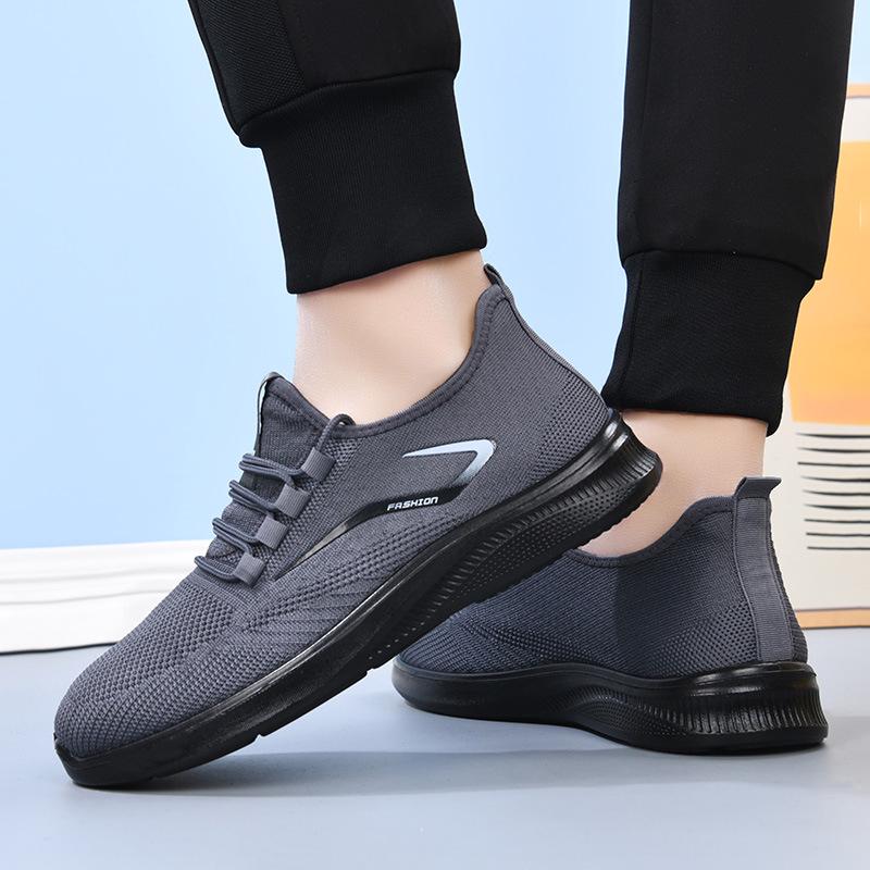 Plus Size Men's Flyknit Breathable Mesh Casual Sneakers