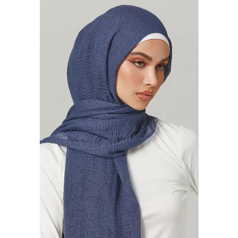 62-122 Colors Crinkle Cotton Underscarf Pleated Pompom Plain Hijab With Tassels Islamic Turban Warp