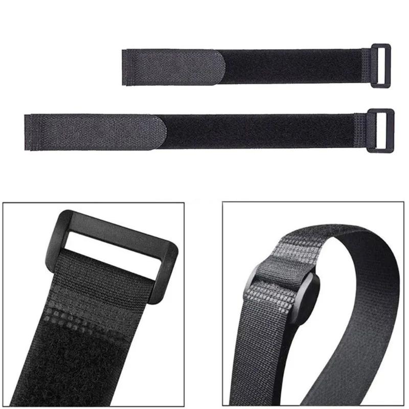 Odolný nylonový popruh se zapínáním Nastavitelné řešení pro připevnění na motocykl Pro bezpečné uložení a cestovní příslušenství
