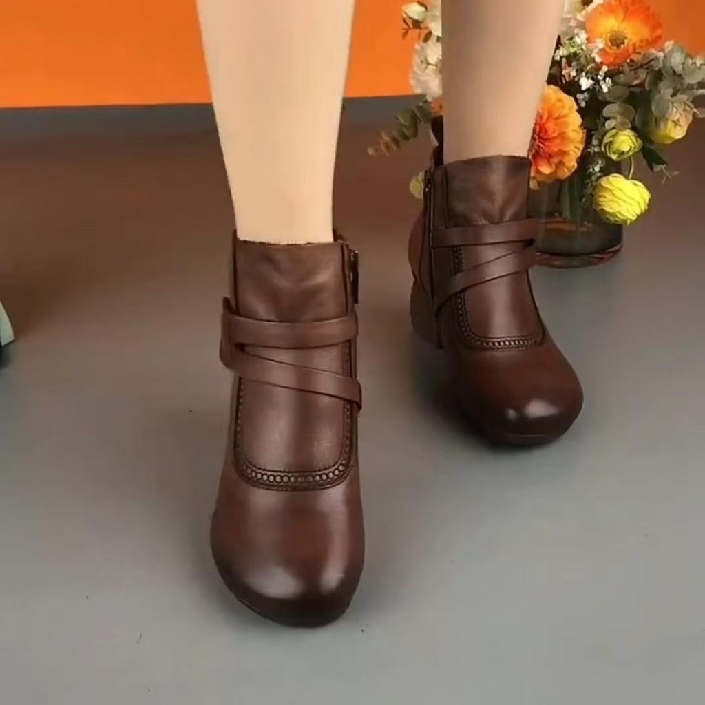 Women's Autumn and Winter New Style British Retro Fashion Short Boots Solid Color Round Toe Thick Heel Side Zipper Ankle Boots