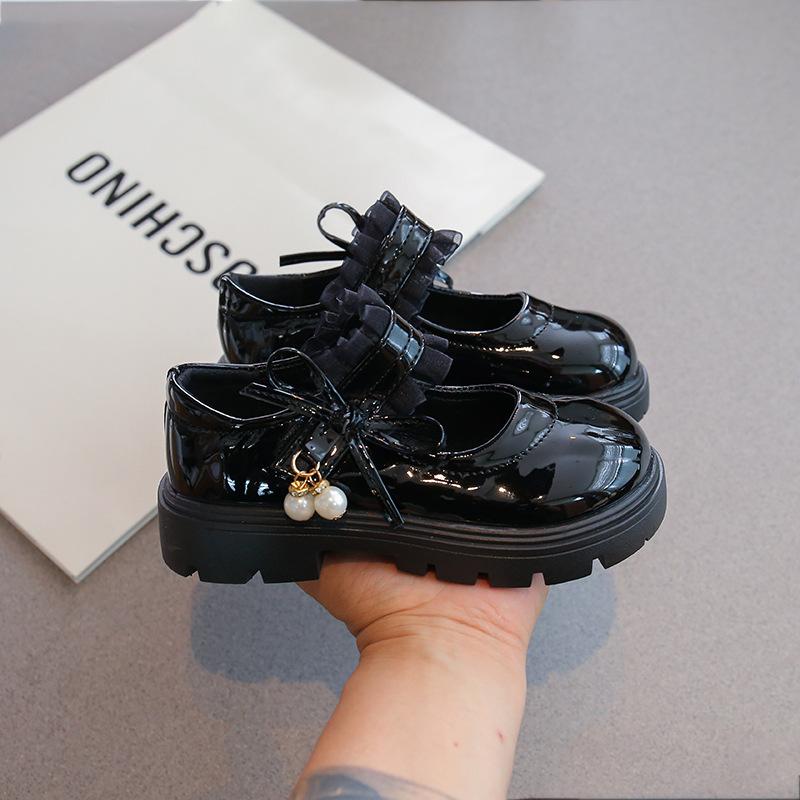 

Girls small leather shoes 2025 spring and autumn new children s foreign princess shoes girls baby soft sole performance single shoes 31 [Inner Length 19.5CM] чёрный