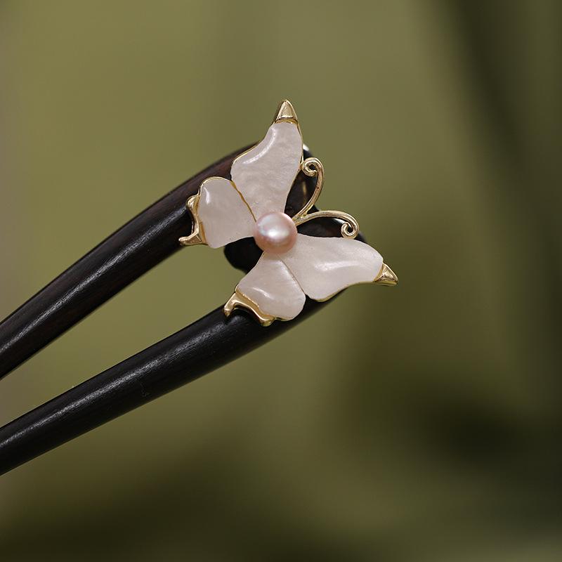 "Auspicious Lotus Cloud Sandalwood Hairpin: Ancient Chinese Style Hanfu Headdress for Women"