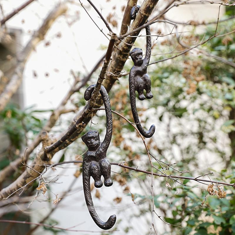 Rustic Iron Monkey S Hook – Decorative Hanging Hook for Home & Garden
