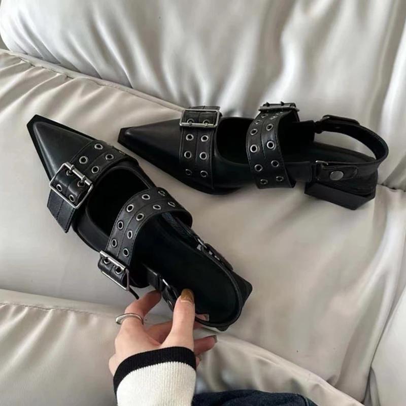 Fashion 2024 Fall New Comfortable Casual Women's Pointed Shallow Mouth Low Heel Sandals