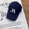 Spring And Summer Baseball Caps For Men And Women Are Casual And Versatile, Showing Their Faces. Small Retro And Versatile Simple Peaked Caps