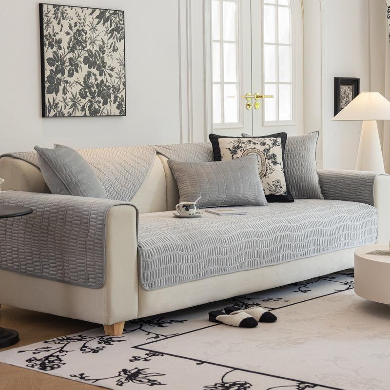 

Sofa Cushion All-Season Universal Thickened Fleece Non-Slip Anti-Scratching French Cream Style Cushion Leather 70*70cm