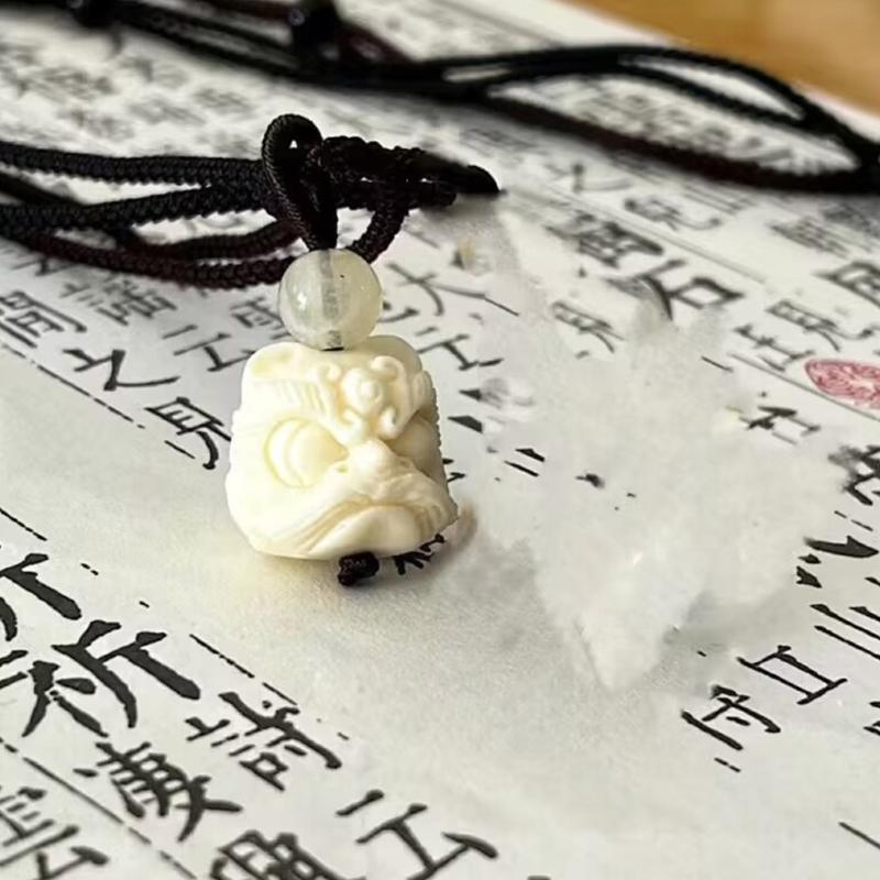 Chinese Style Lion Pendant Necklace Simple Clavicle Chain Vintage Choker Necklace Fashion Jewelry Gift for Women Men