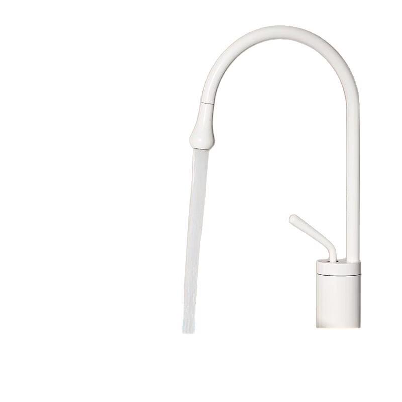 Yipan Brushed Gold Single-Handle Basin Faucet