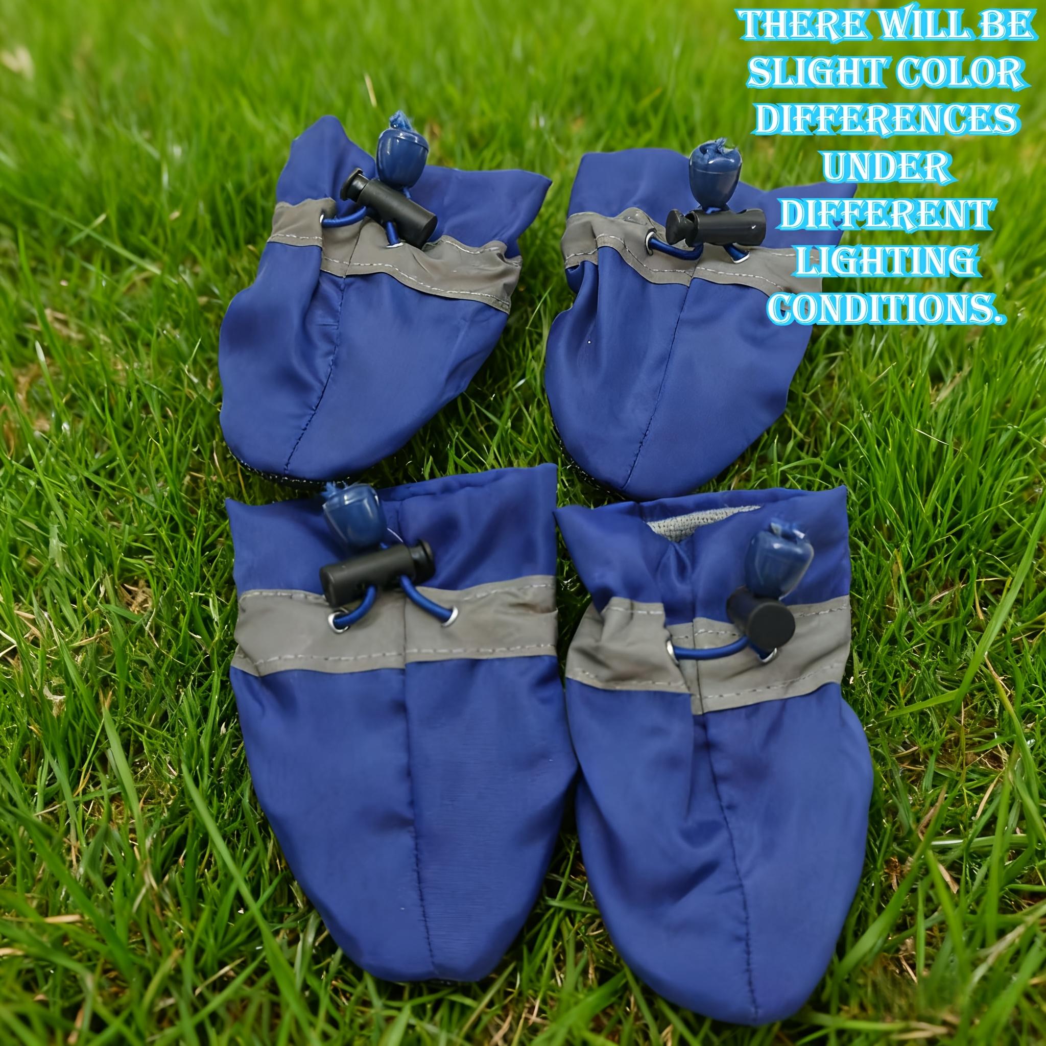 

Durable and easy-to-clean pet rain boots with adjustable straps and buckles to protect your dog s paws when out in the rain. S синий