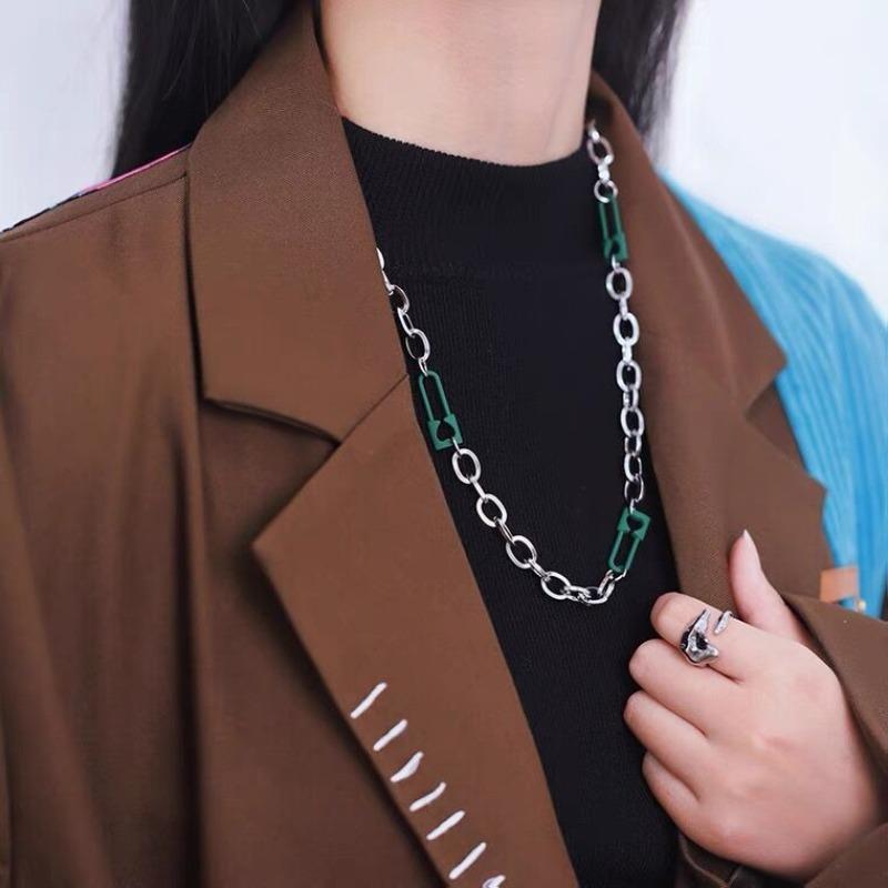 Green Pin Necklace Women's and Men's Trendy New Hip Hop Cold Wind Niche Sweater Sweater Chain Accessories
