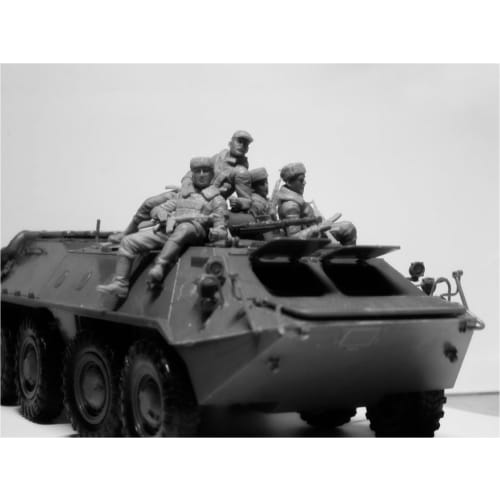 ICM 1/35 Scale Soviet Armored Personnel Carrier Crew, 1979-1991, Plastic Model Kit 35637