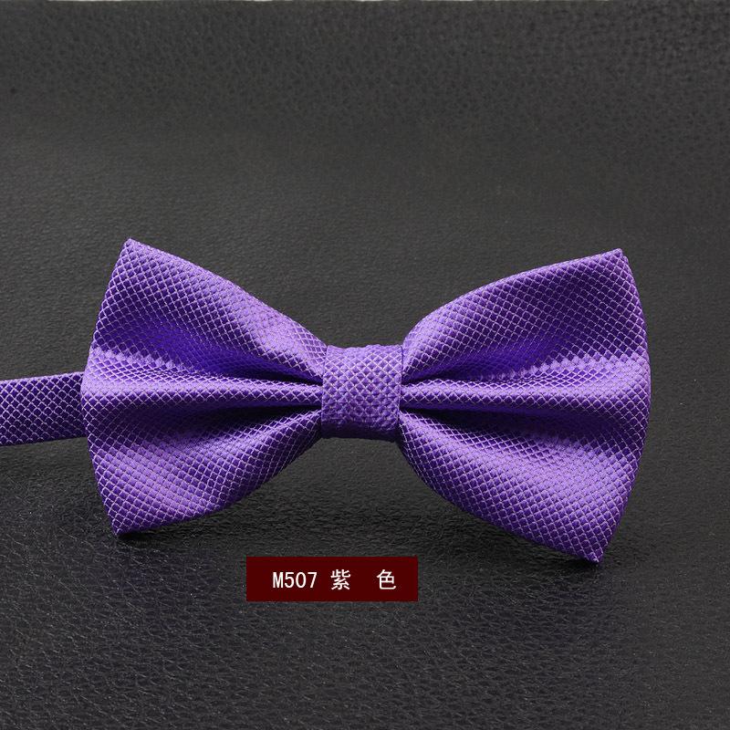 

Classic Solid Pattern Bow Tie Adjustable Neckband Formal Accessory Suitable for Various Events and Daily Wear One size