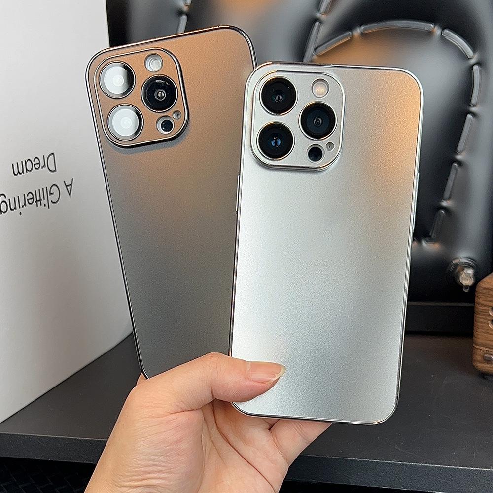 Custodia protettiva rigida ultrasottile e satinata per telefoni cellulari Apple 12, 13, 14, 15. Design completo e anti-caduta.