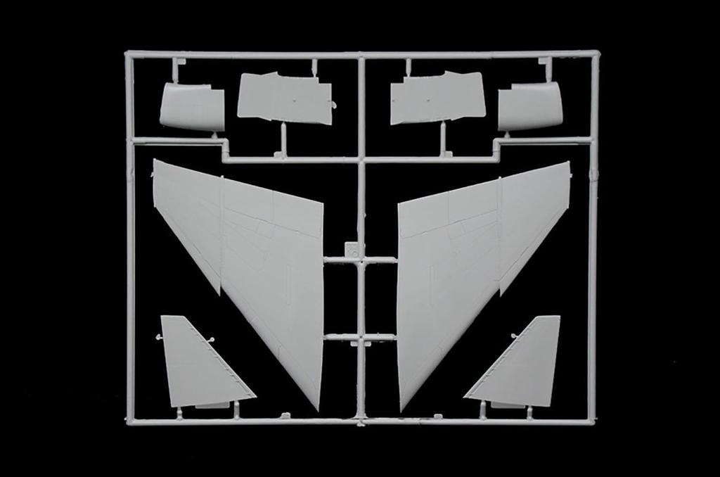 Platz Italeri Phantom II Plastic Model Kit IT2781 1/48 F-4J