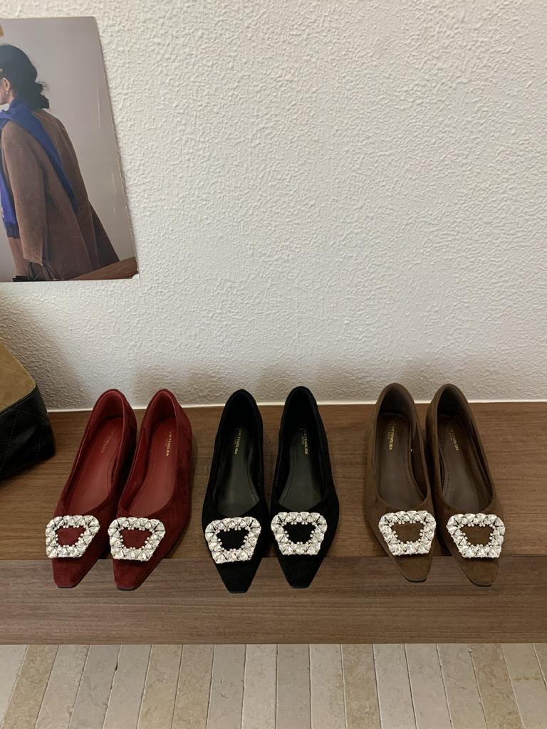 French inner heightening suede rhinestone single shoes women's shoes 2025 new autumn and winter temperament pointed evening commuter shoes