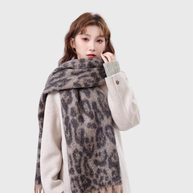Leopard Print Thickened Cashmere Imitation Scarf with Tassels - Women's Autumn/Winter Versatile Warm Shawl