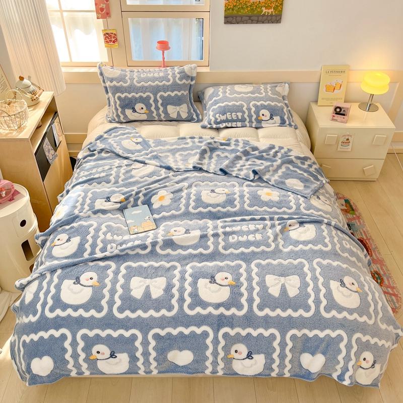 Cartoon Cute Bear Throw Blankets Super Soft Fluffy Lightweight Comfortable Flannel Couch Bed Blanket for All Season Kids Gifts