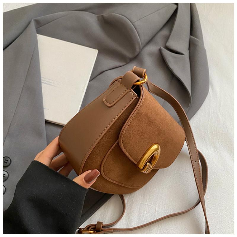 Retro Woman Small Leather Saddle Armpit Bags For Women Winter Shoulder Crossbody Bag Ladies Vintage  Handbags