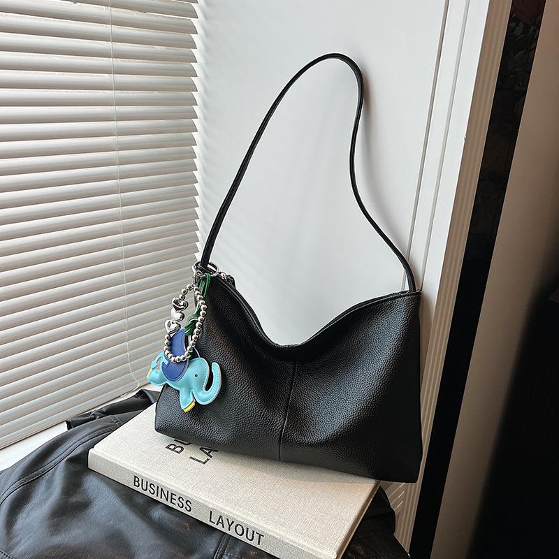 Bags Women's New Trendy Fashion Versatile Shoulder Bag Large Capacity Commuter Crossbody Tote Bag
