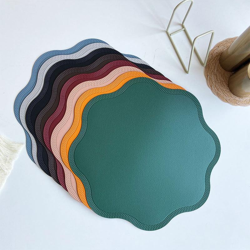 1/4/6PCS Round Placemats Sets Luxury Faux Leather Table Mats Pad Table Sets Embossed Flower Shaped Place Mats
