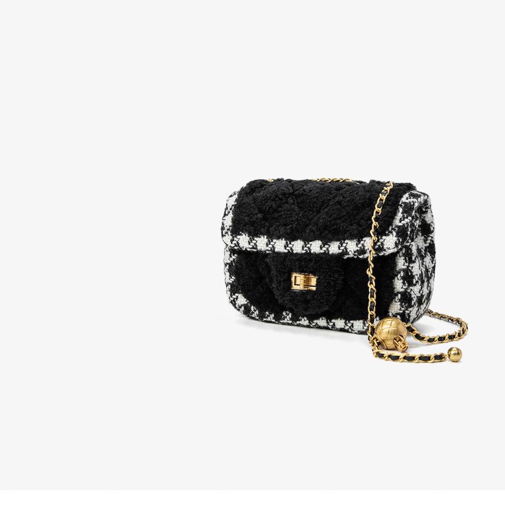 New small fragrance chain plush bag shoulder bag Crossbody bag women's birthday gift length 19cm high 12cm wide 7cm