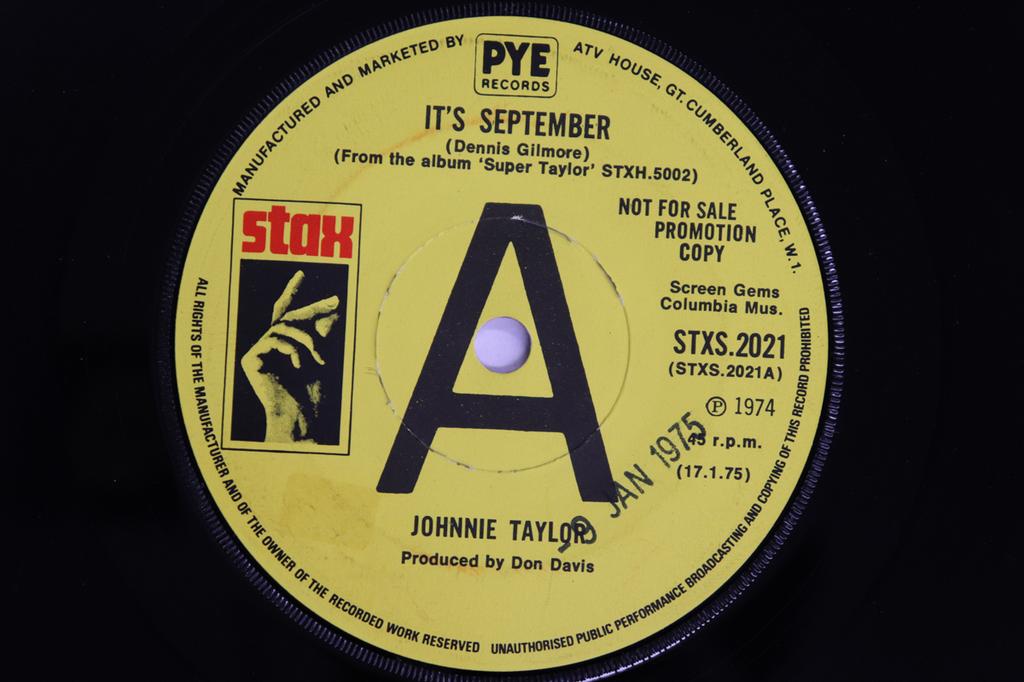 7inch Record JOHNNIE TAYLOR - It's September STXS2021PROMO STAX 1974 UK Soul/Funk Used