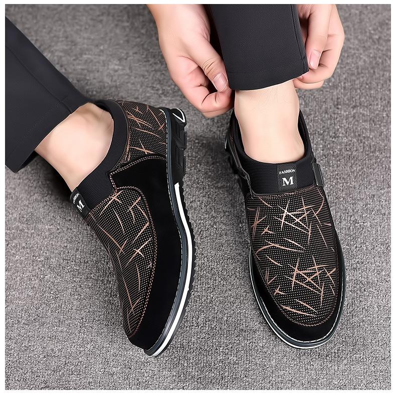 Klassiska Casual Herrskor i Läder Slip-On Loafers för Män Mode Business Kontor Herr Arbets Flats Trend Körskor Stor Storlek