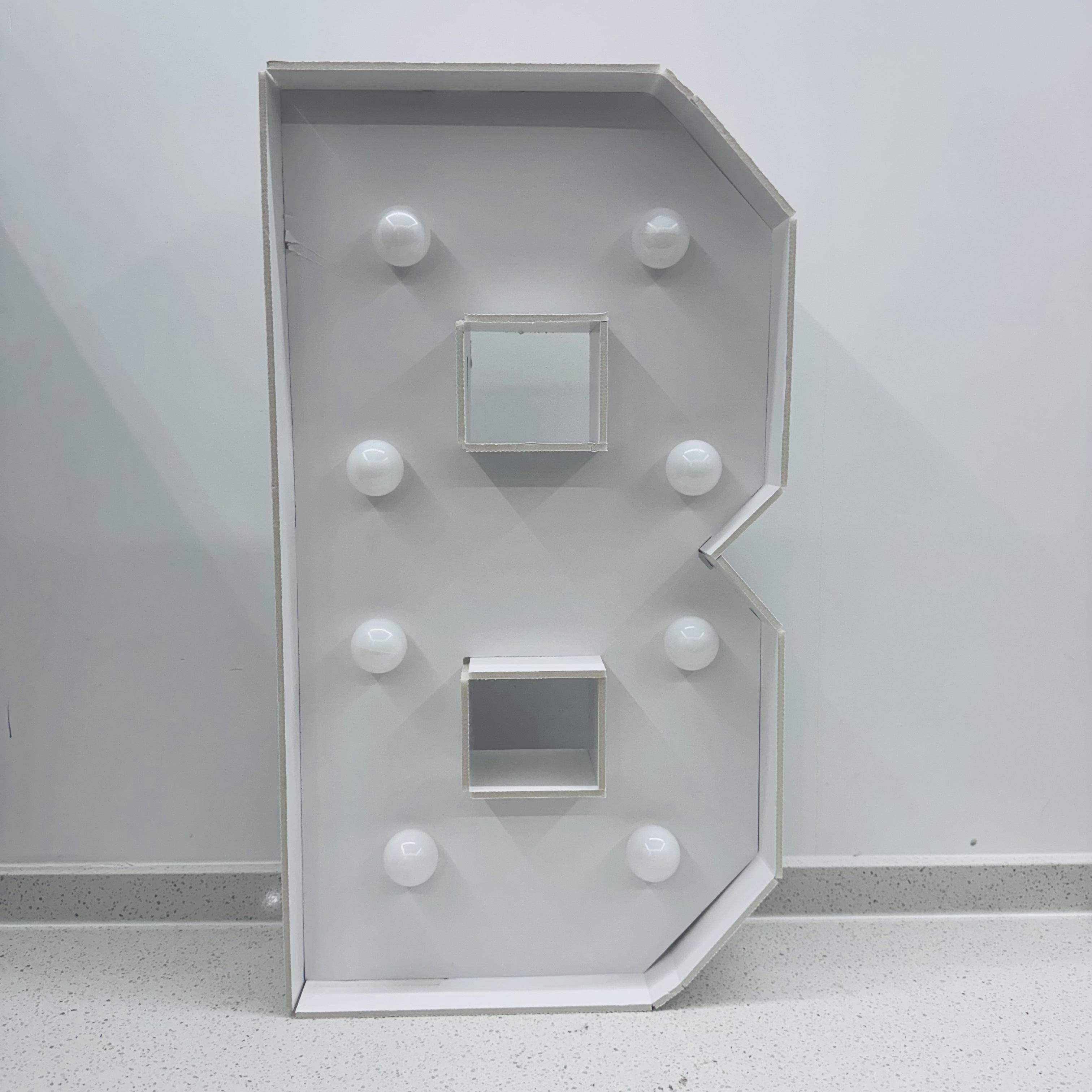 

1шт 64см рамка для букв с светло-бело-бежевой 3D доской KT цифровая модель подходит для вечеринок по случаю дня рождения, годовщины украшения дома своими руками Letter B бежевый