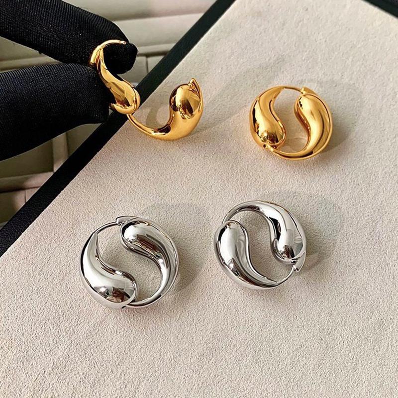 Unusual Solid Stainless Steel  Yin Yang Huggie Hoop Earrings for Women Chunky Statement Taiji Thick Ear Hoops Trend