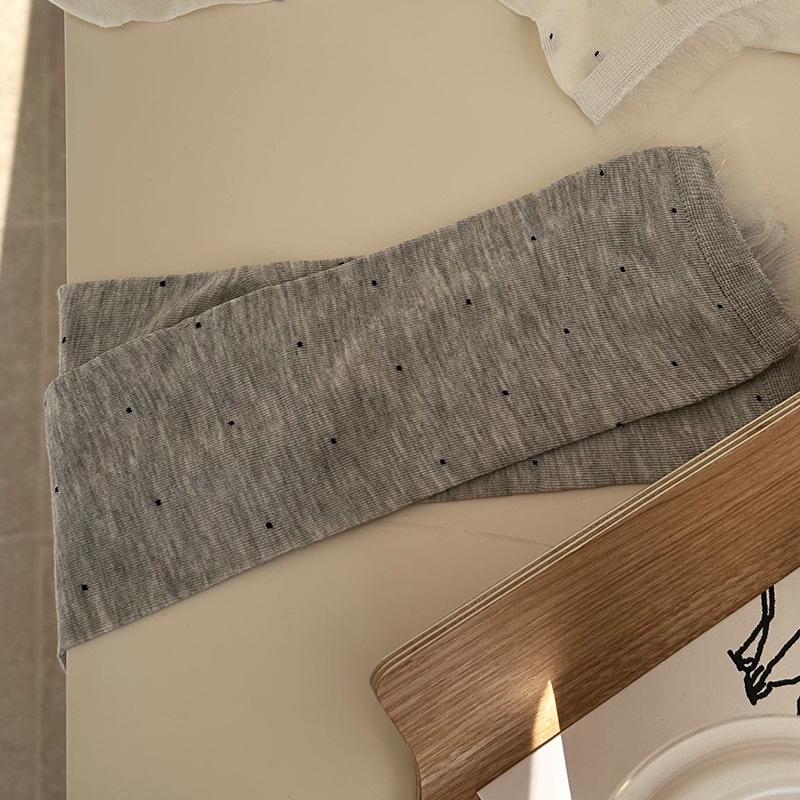 Miu Style Women’s Polka Dot Lace Trim Mid-Calf Slouch Socks - Thin, Breathable, Trendy, Seamless Cotton for Spring/Summer.