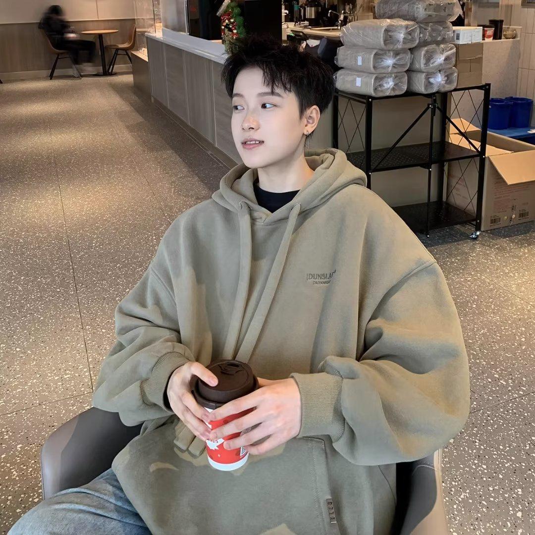 

2024 Мужская модная толстовка с заниженной линией плеч - стиль Гонконга, свободный крой, универсальная куртка на осень/зиму 3XL