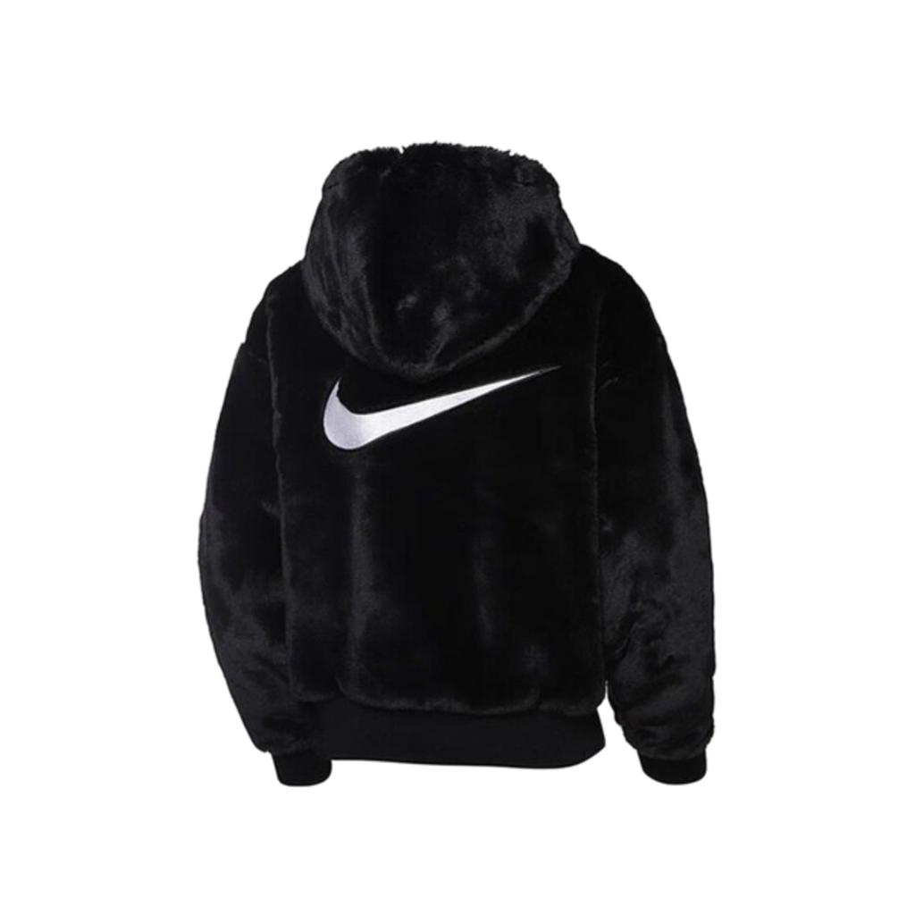 Bunda z umělé kožešiny Nike Sportswear Essentials Černá Bílá