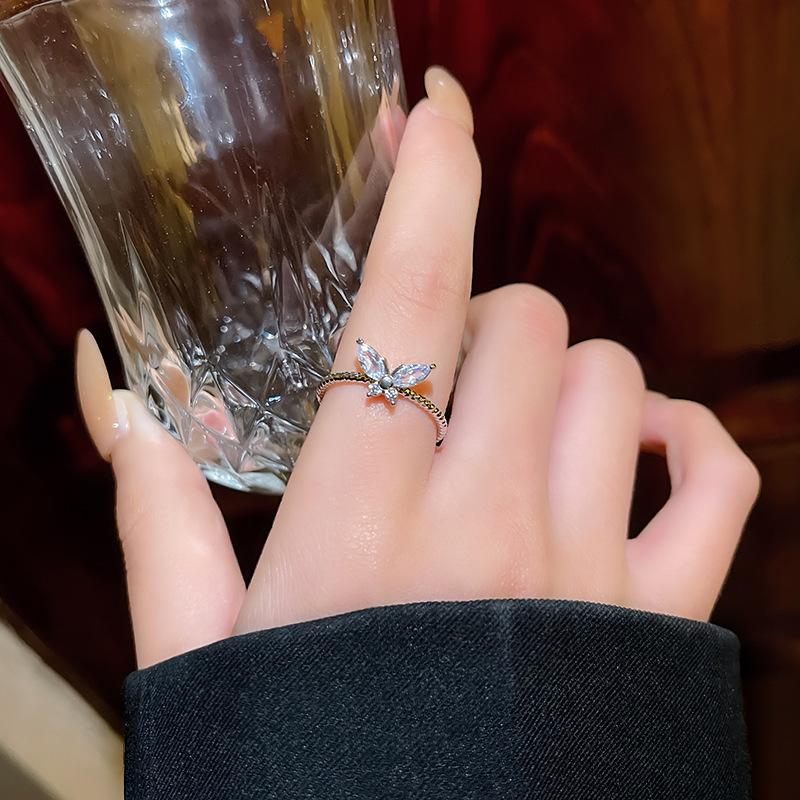 European and American Ins Style Open Ring Women's High-end Pearl Index Finger Ring Niche Design Hand Jewelry Wholesale