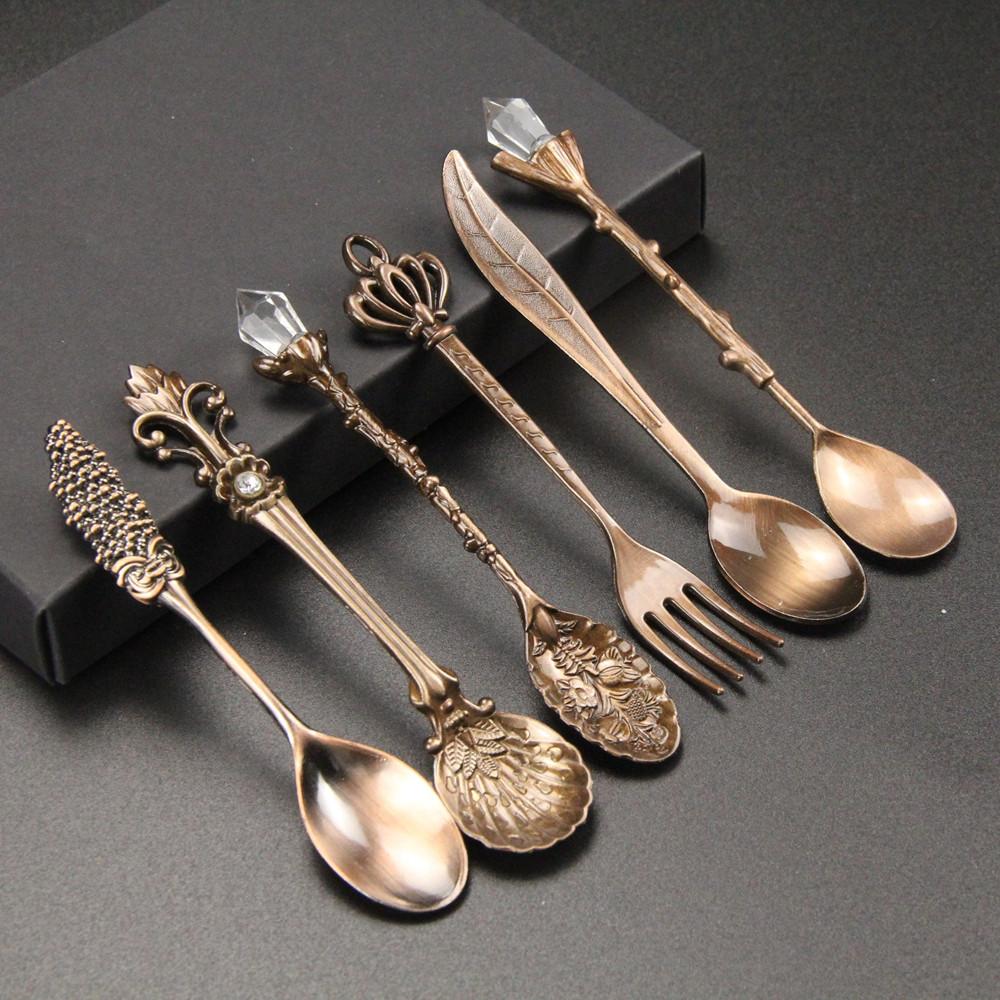 6Pcs/Set Vintage Carved Coffee Spoon Teaspoon Retro Zinc Alloy Dessert Coffee Tableware Spoons Cutlery Kitchen