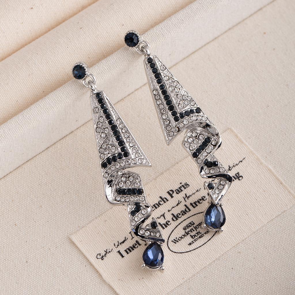 Retro Fashion Blue Diamond-Encrusted Water Drop Fringed Earrings Design Niche Versatile Stud Earrings Temperament High-End Earrings Women
