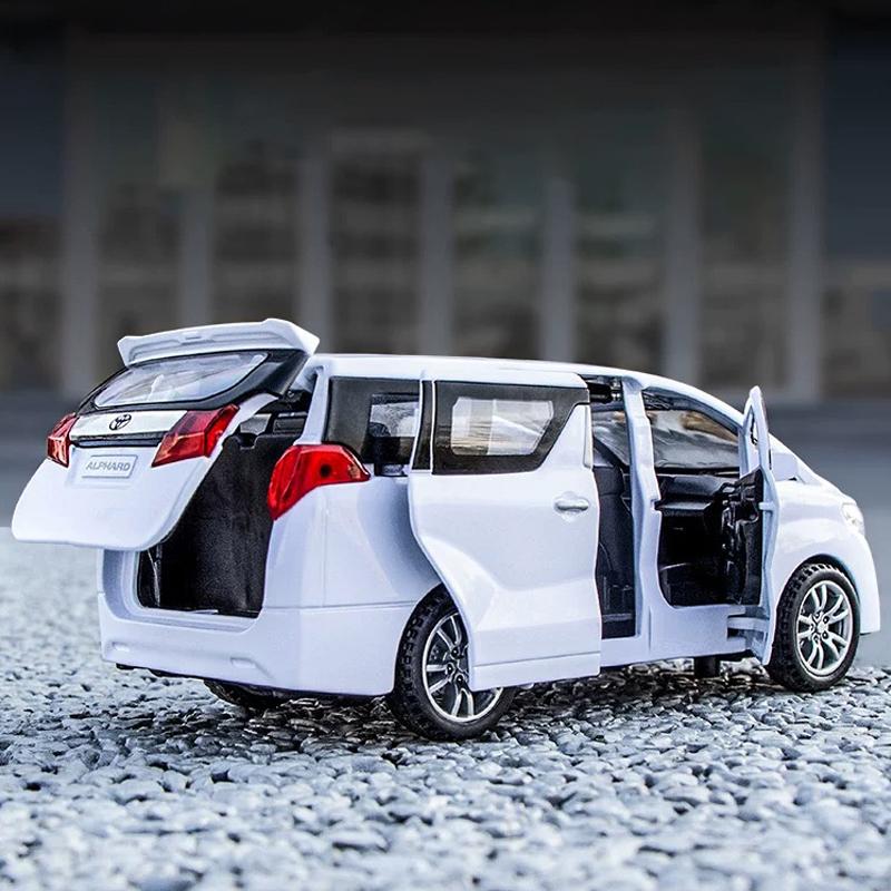 1:Model auta ze slitiny Toyota Alphard v měřítku 32, světelné a zvukové efekty tlakově lité autíčka pro chlapce Dárek k narozeninám Dětské hračky Kolekce aut