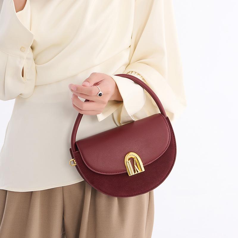 2024 Fall/Winter New Niche Design Handbag Fashionable Commuting Half-Round Bag High-End Single-Shoulder Crossbody Saddle Bag