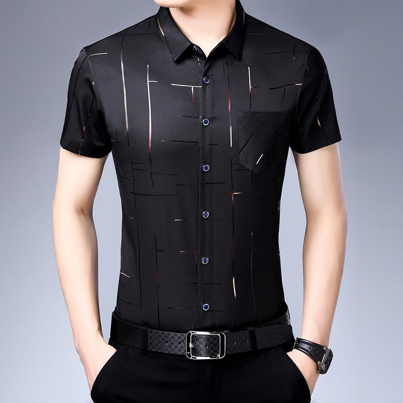 Spring and Summer Men's Business Casual Short Sleeved Shirt No Iron and Wrinkle Resistant Top