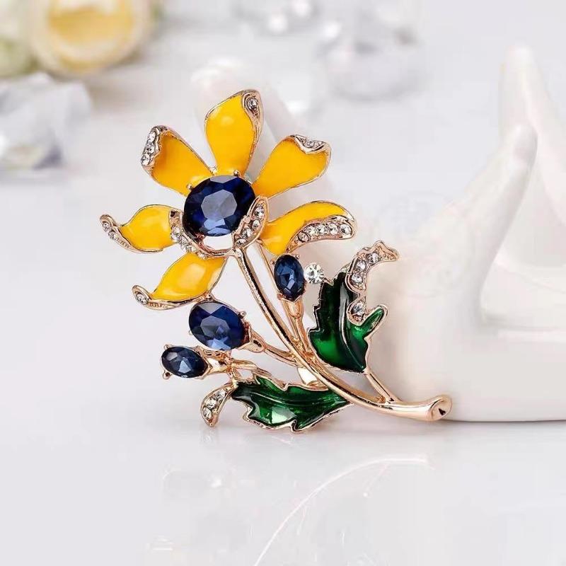 Enamel Sunflower Brooch - High-end, Niche, Premium, High-grade Brooch for Clothing Accessories, Retro-style Pin