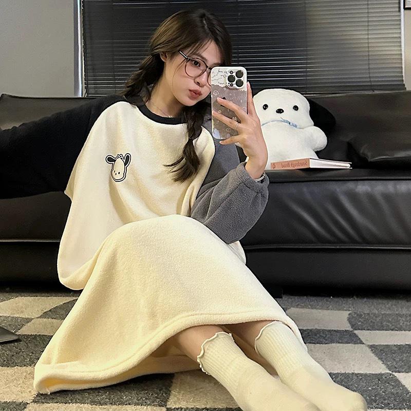 Women's Cartoon Flannel Nightgown – Cute, Cozy, Long Sleeve, Mid-Length Dress for Fall/Winter, Suitable for Home or Outdoors