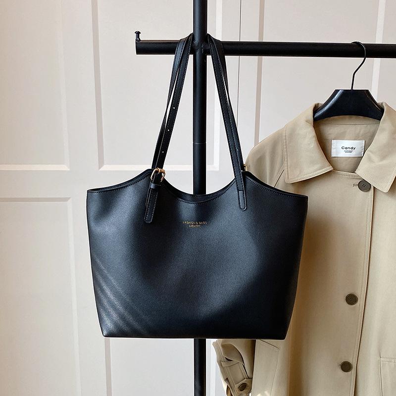 Large-capacity Tote Bag, Casual and Stylish Single-shoulder Bag, Women's Underarm Bag, Hand-held Shopping Bag