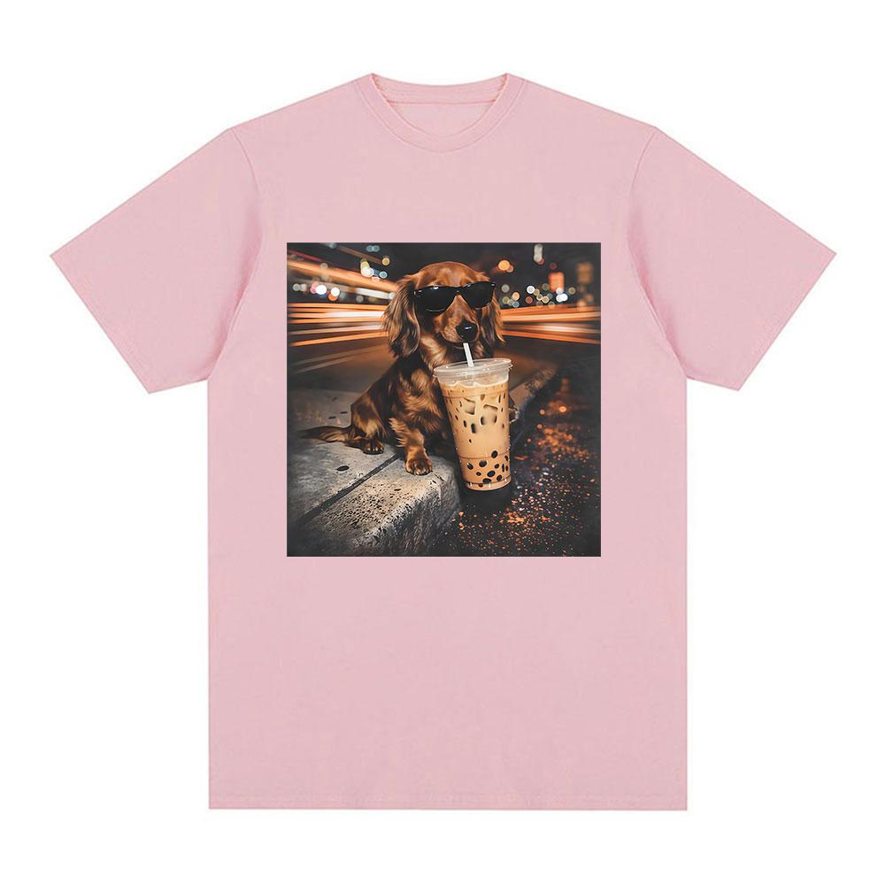 Lustiges Dackel trinkt Eiskaffee Meme T-Shirt Unisex Cooles Mode Retro Kurzarm T-Shirts 100% Baumwolle T-Shirt Streetwear