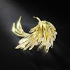 Retro and Versatile Phoenix Brooch for Women, High-end and Individual Golden Phoenix Tail Brooch, Light Luxury and Elegant Brooch